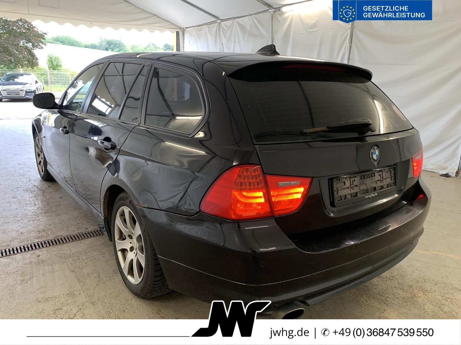BMW 320 2011 — engine 1.995 cm³, 184 HP (135kW)