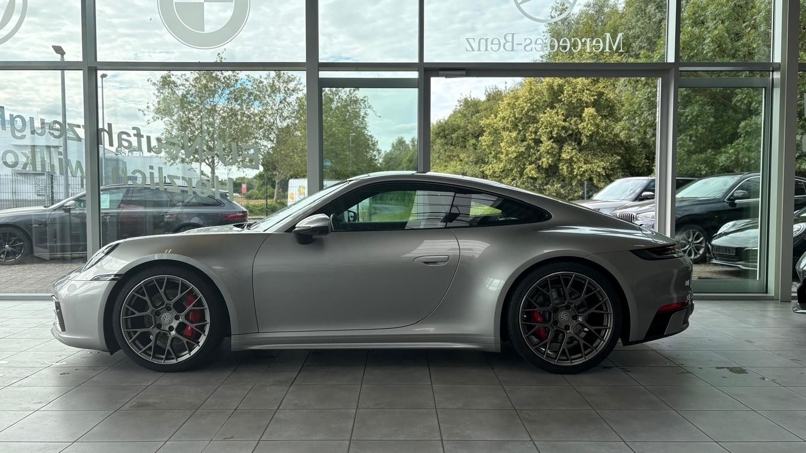 Fahrzeugabbildung Porsche 911 Carrera 4S Sport Design VollAusst.