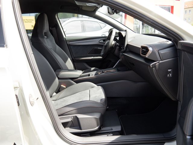 Leon 1.5 TSI MEMORY PDC KAMERA NAVI ACC LED
