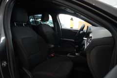 Fahrzeugabbildung Ford Focus Turnier 1.0 ST-LINE X NAVI/LED/KAMERA/DAB+
