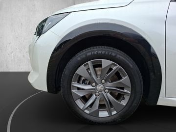 Peugeot 208 Allure Pack e- 136 Kam.+LED+Navi+SHZ