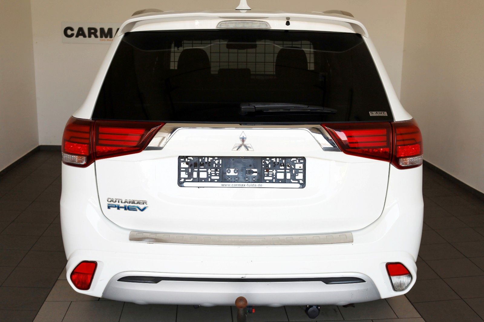 Fahrzeugabbildung Mitsubishi Outlander PHEV 4WD SH,PDC,Kamera,AHK,SR+WR