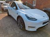 Tesla Model Y Long Range Dual Motor Long Range AWD - Tesla Model Y in Rostock