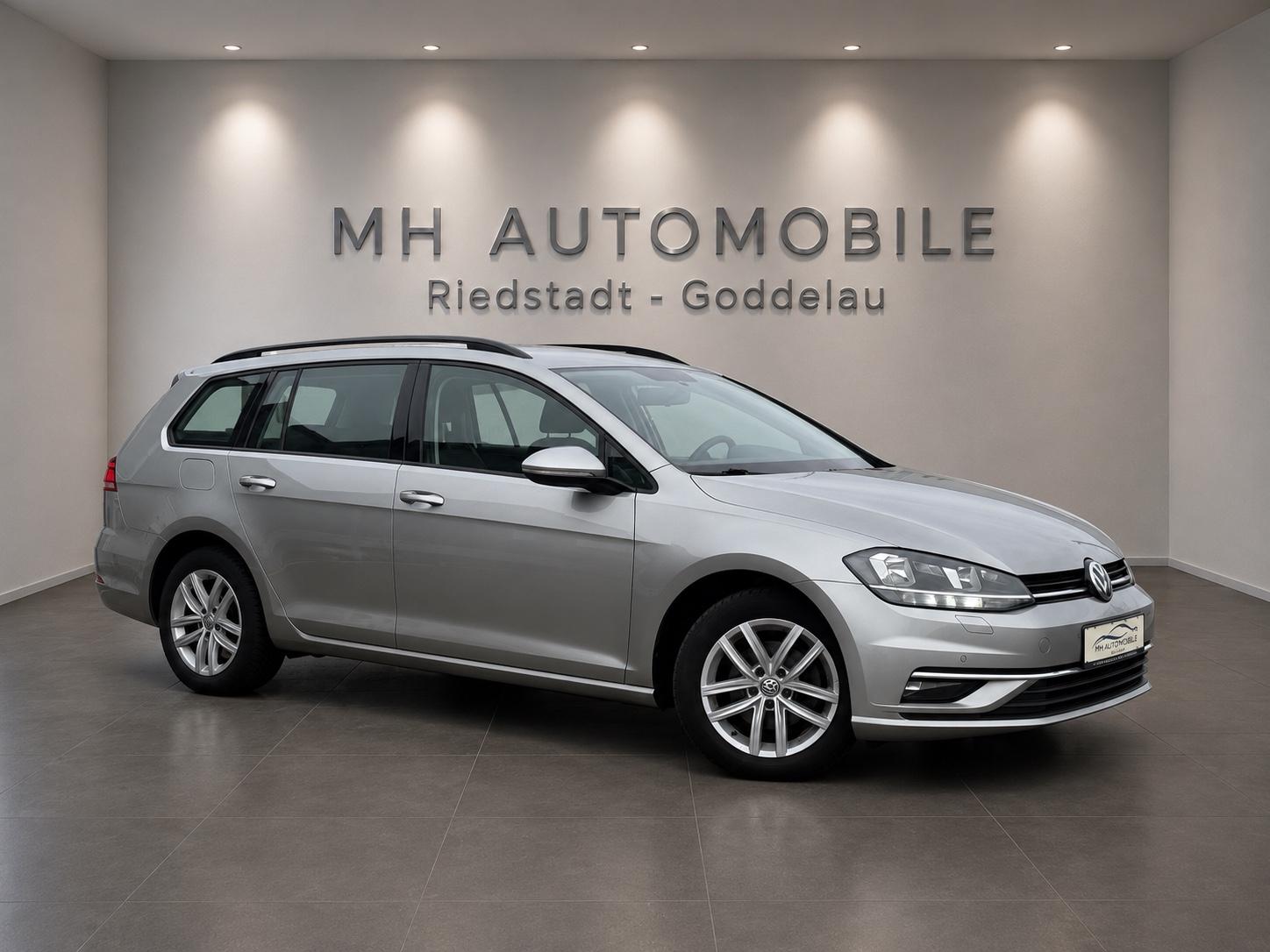Volkswagen GOLF*COMFORTLINE*KLIMA*SHZ*TÜV*NAVI*BT*START/STO