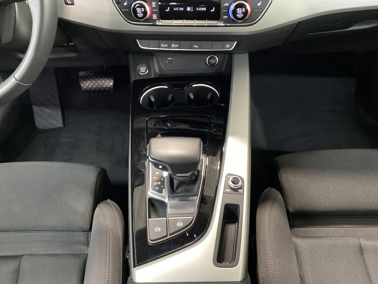 Audi A4 - Bild 14