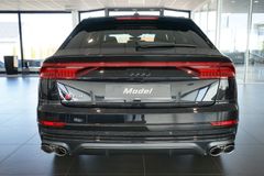 AUDI SQ8 4.0 TDI quattro | Matrix | Pano | AHK | 22" AUDI SQ8 4.0 TDI quattro | Matrix | Pano | AHK | 22"