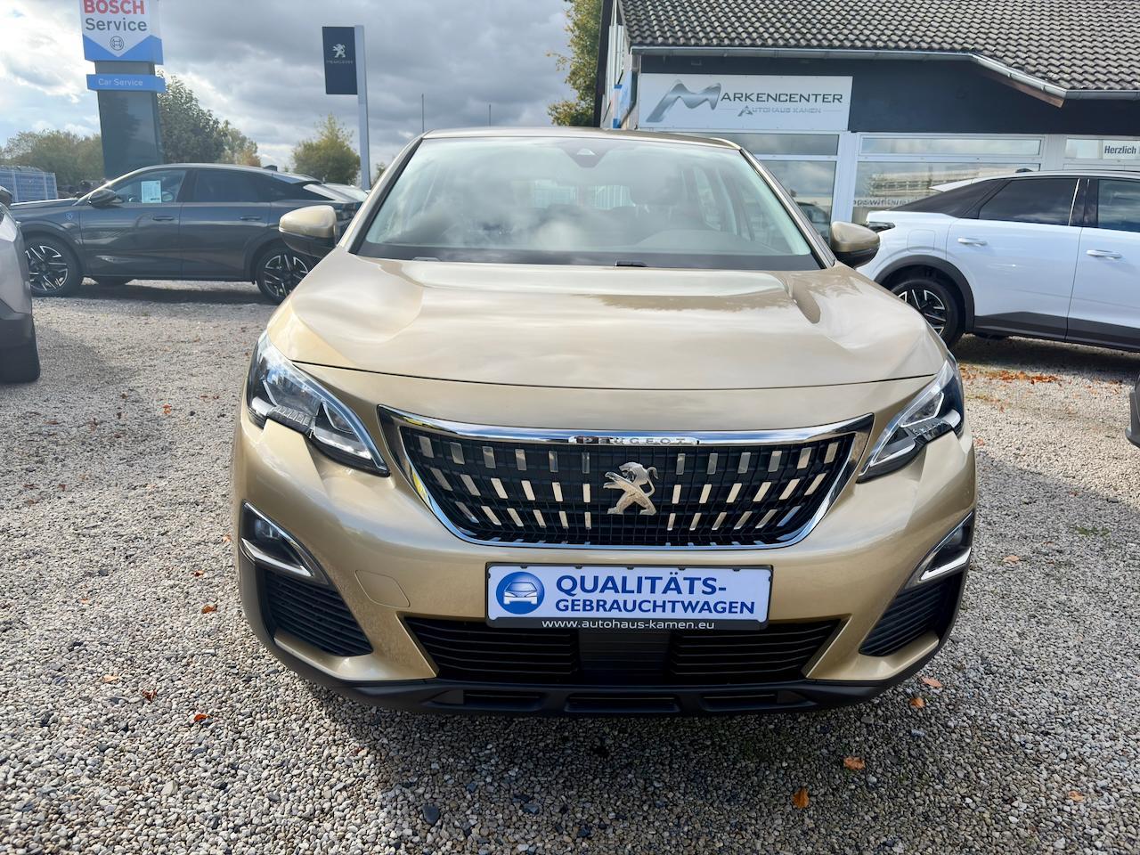 Peugeot 3008 1.2 12V e-THP / Allwetter Reifen