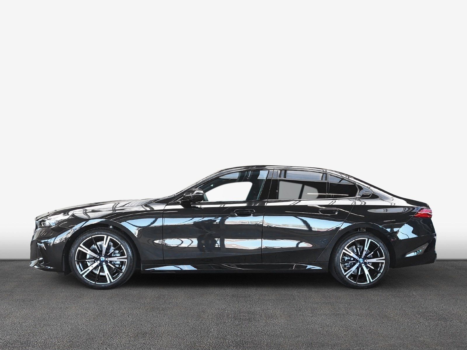 BMW 520d xDrive Limousine M-Sport AHK HK HiFi DAB uv foto 4
