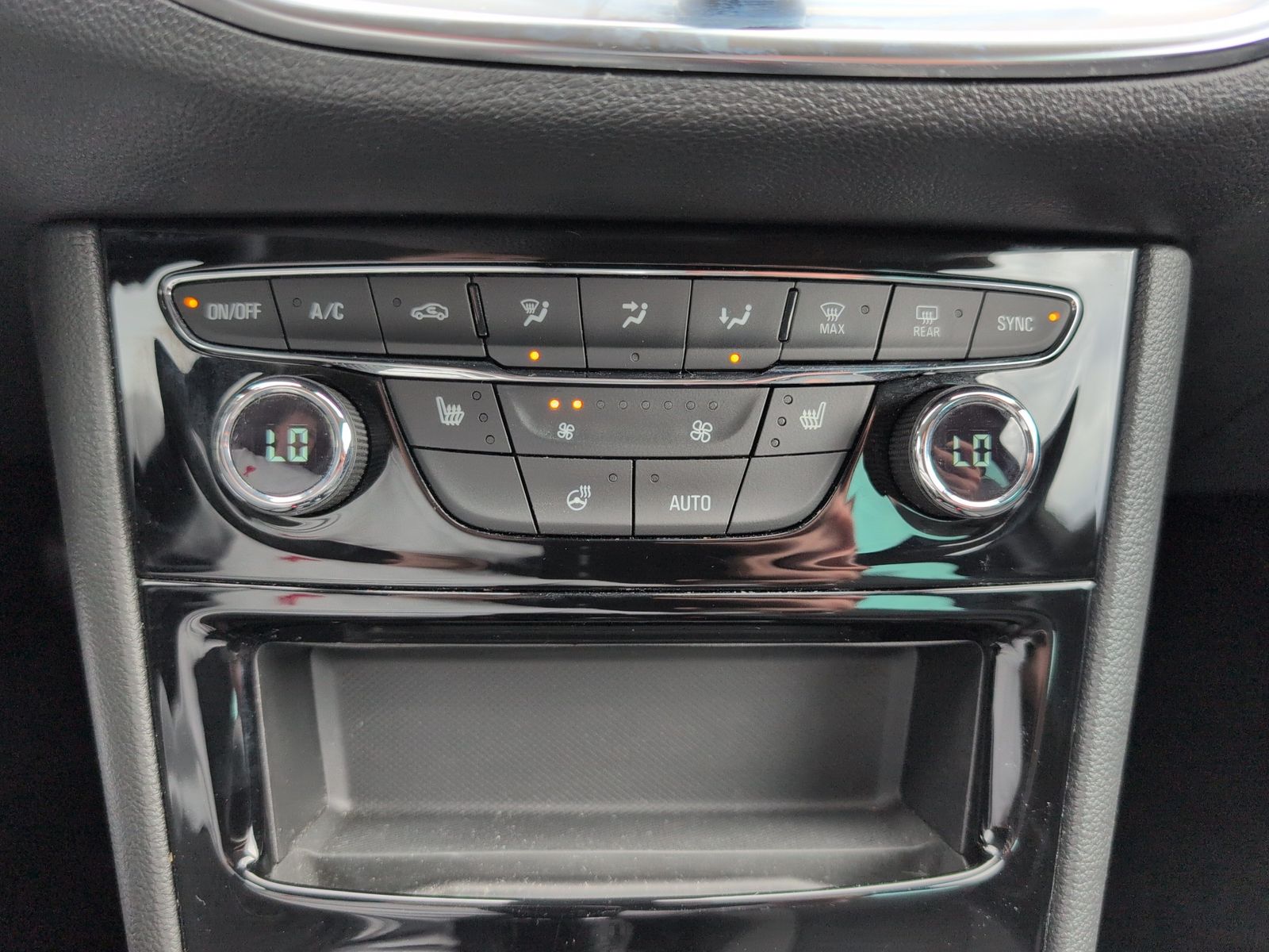 OPEL Astra 1.2 Turbo Elegance Navi SHZ CarPlay – Bild 18