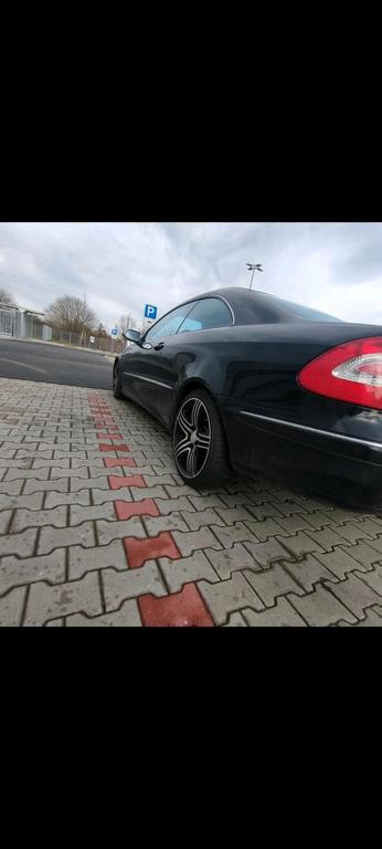 Mercedes-Benz CLK 320