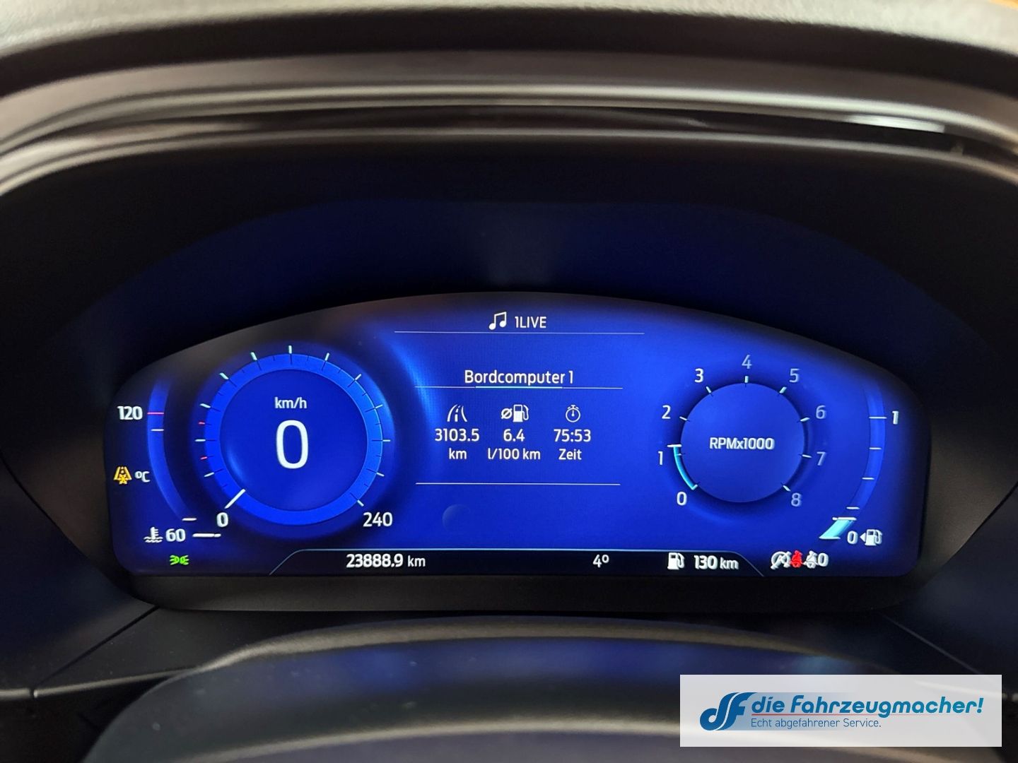 Fahrzeugabbildung Ford Focus ST-Line X AD Navi Digitales Cockpit LED Bl