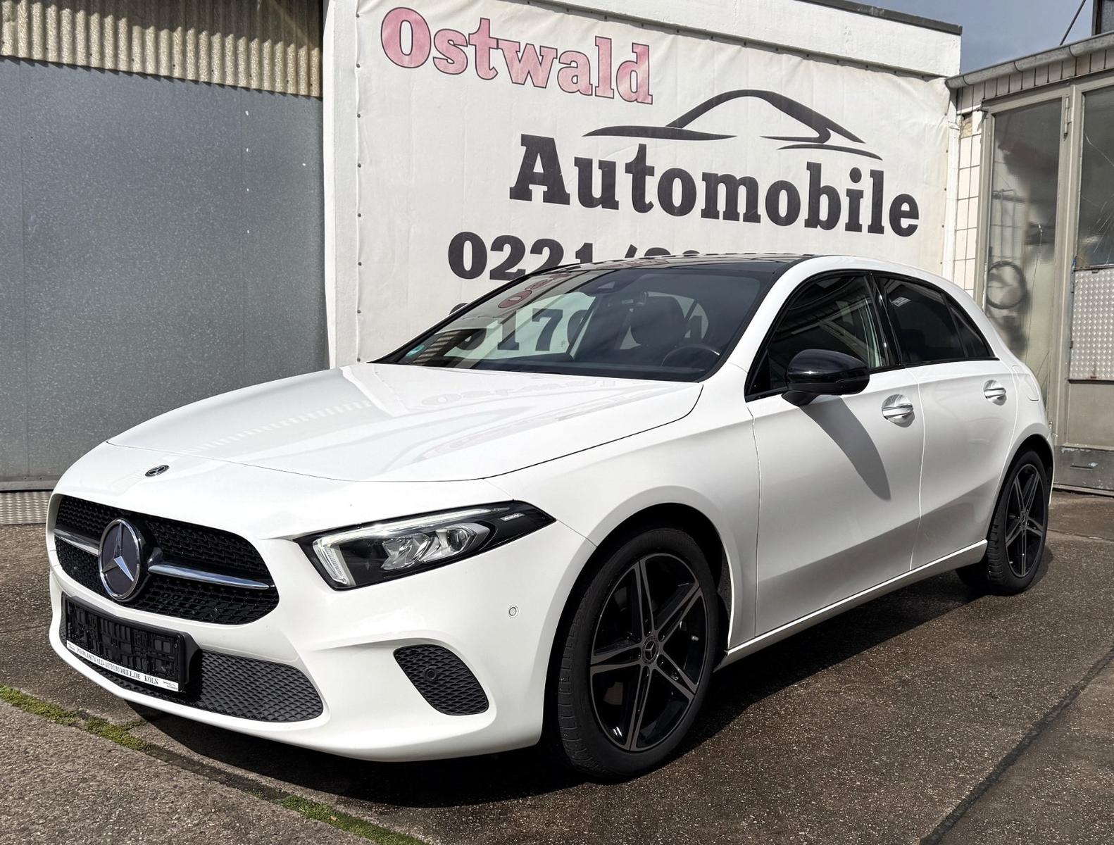 Mercedes-Benz A 200 Night Paket MBUX PANORAMA 360° KAMERA LED