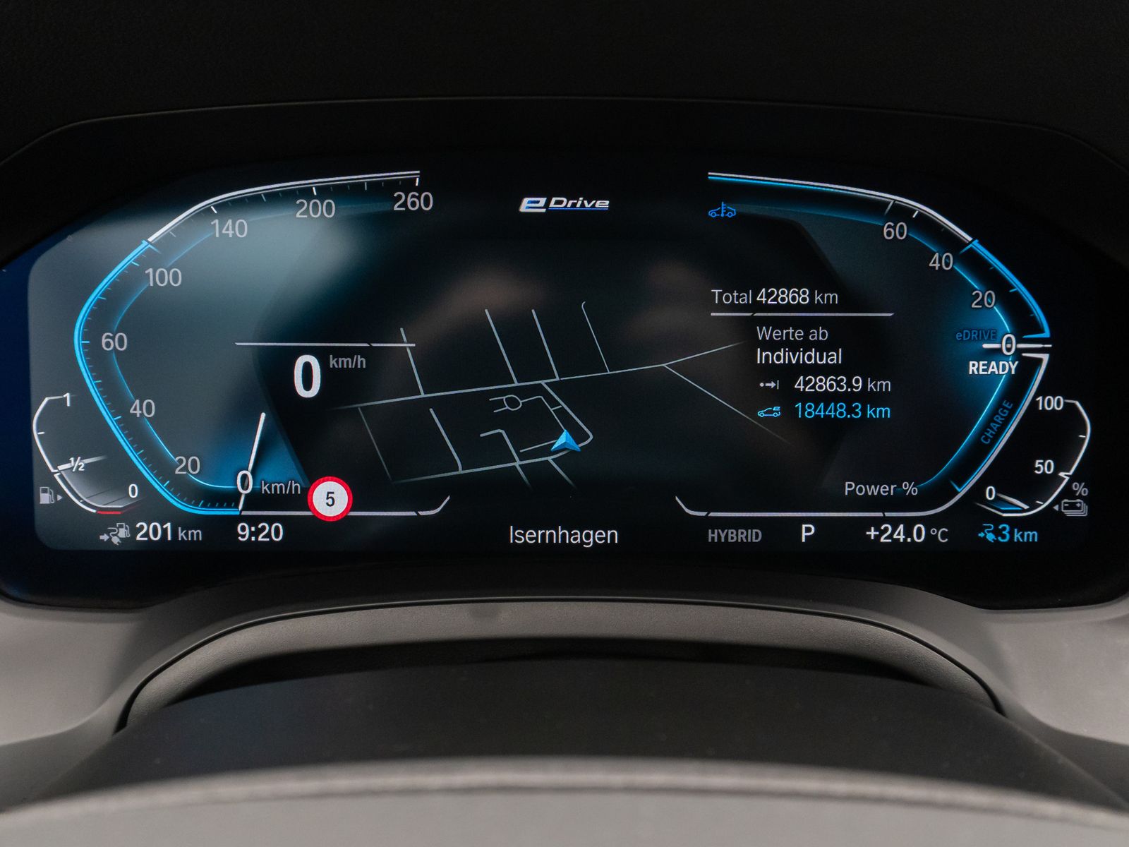 Fahrzeugabbildung BMW 320e Sport Line DAB HiFi CockPitPr Alarm PDC LED