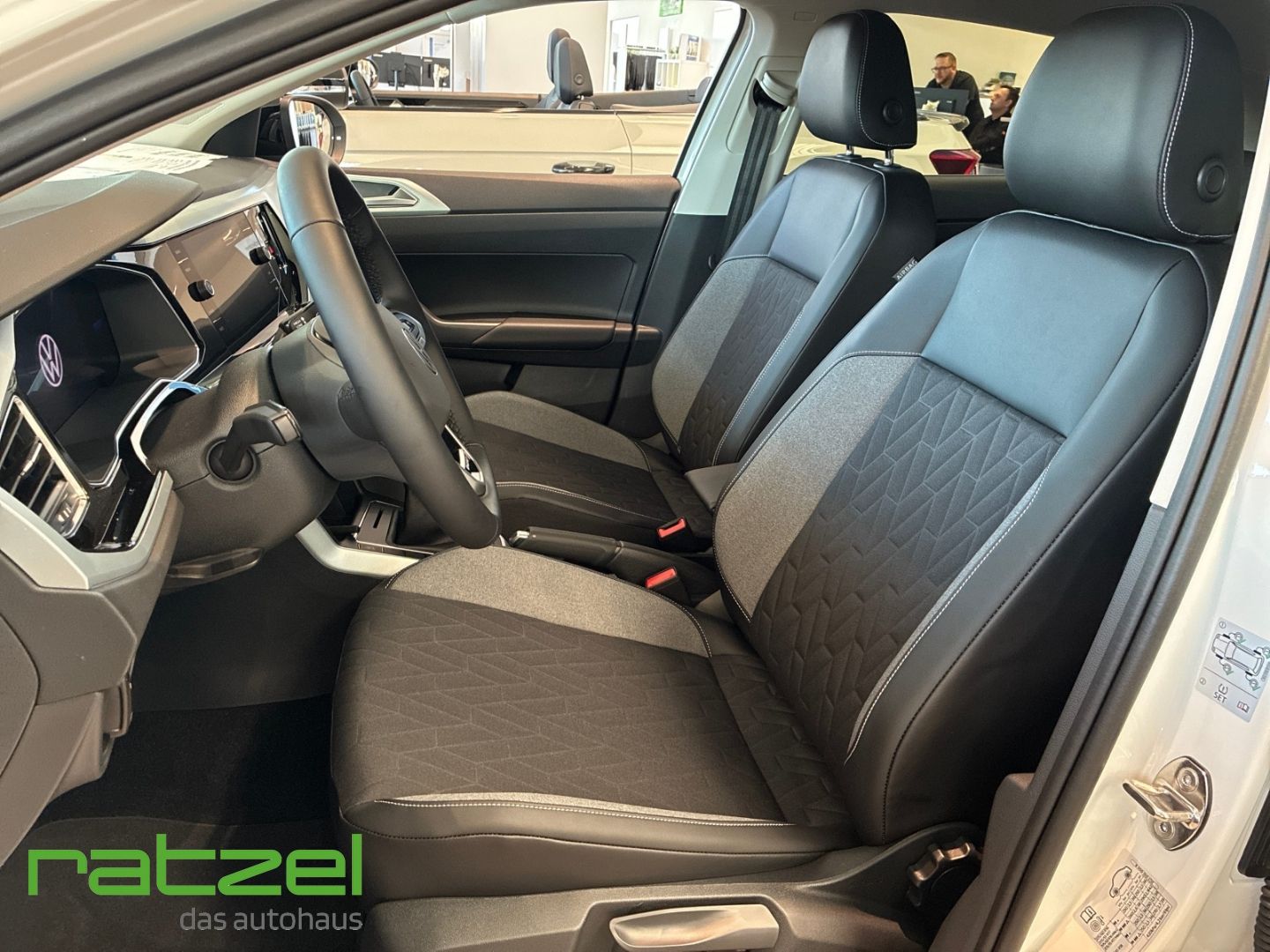 Fahrzeugabbildung Volkswagen Taigo ENERGY 1.0 TSI NAVI+Kamera+PDC+SHZ