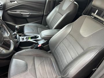 Ford Kuga - 9