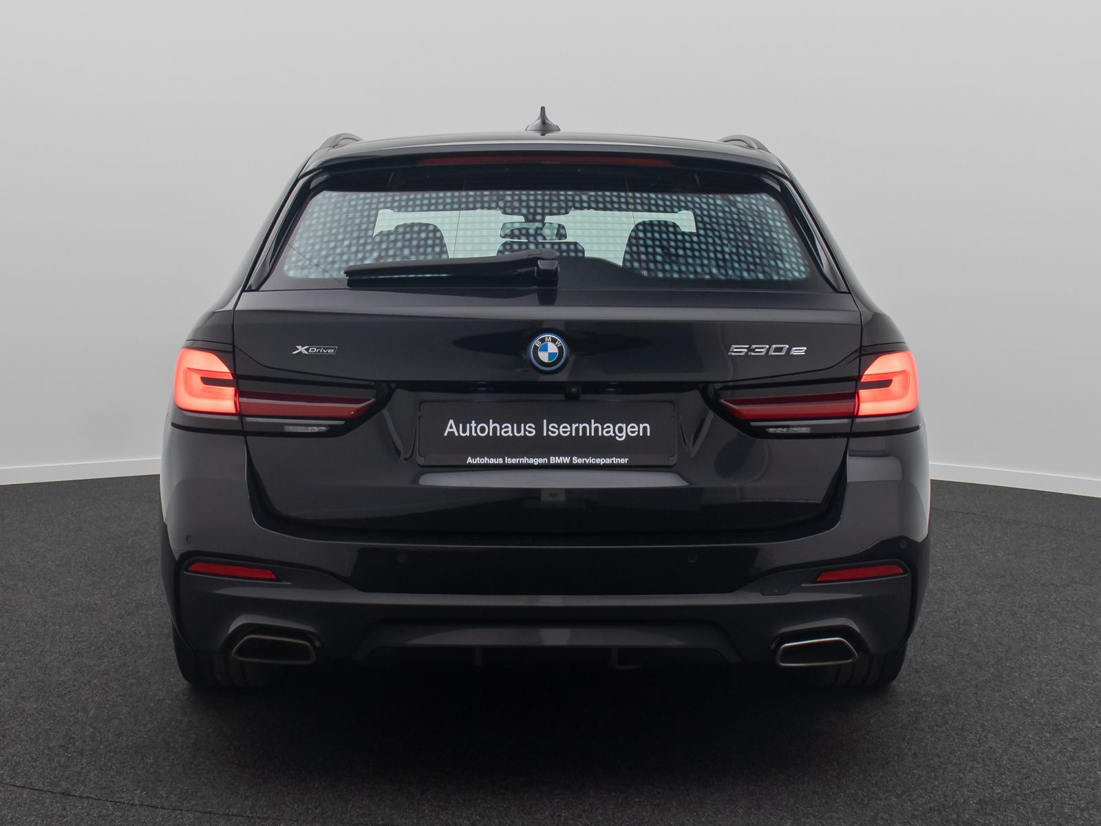 Fahrzeugabbildung BMW 530e xD M Sport Kamera DAB HiFi ACC AHK 4xKlima