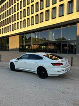 Volkswagen Arteon 2.0 TDI SCR 176kW DSG 4MOTION R-Line ... - Volkswagen Arteon in Stuttgart