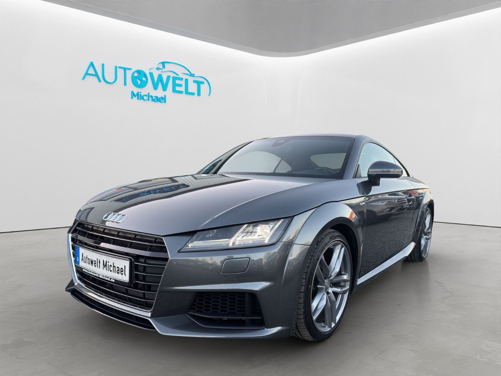 AUDI TT Coupe 2.0TFSI Aut.S-Line LED NAV 19'' TÜV NEU