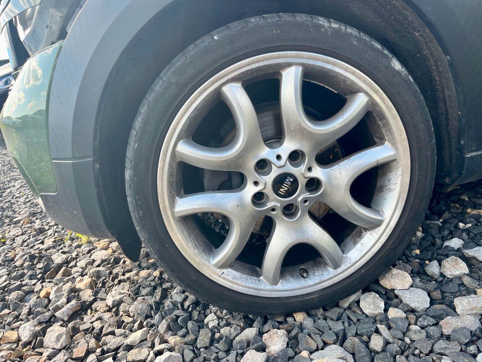 Fahrzeugabbildung MINI Cooper SD Countryman All4 Navi Leder Xenon SPORT