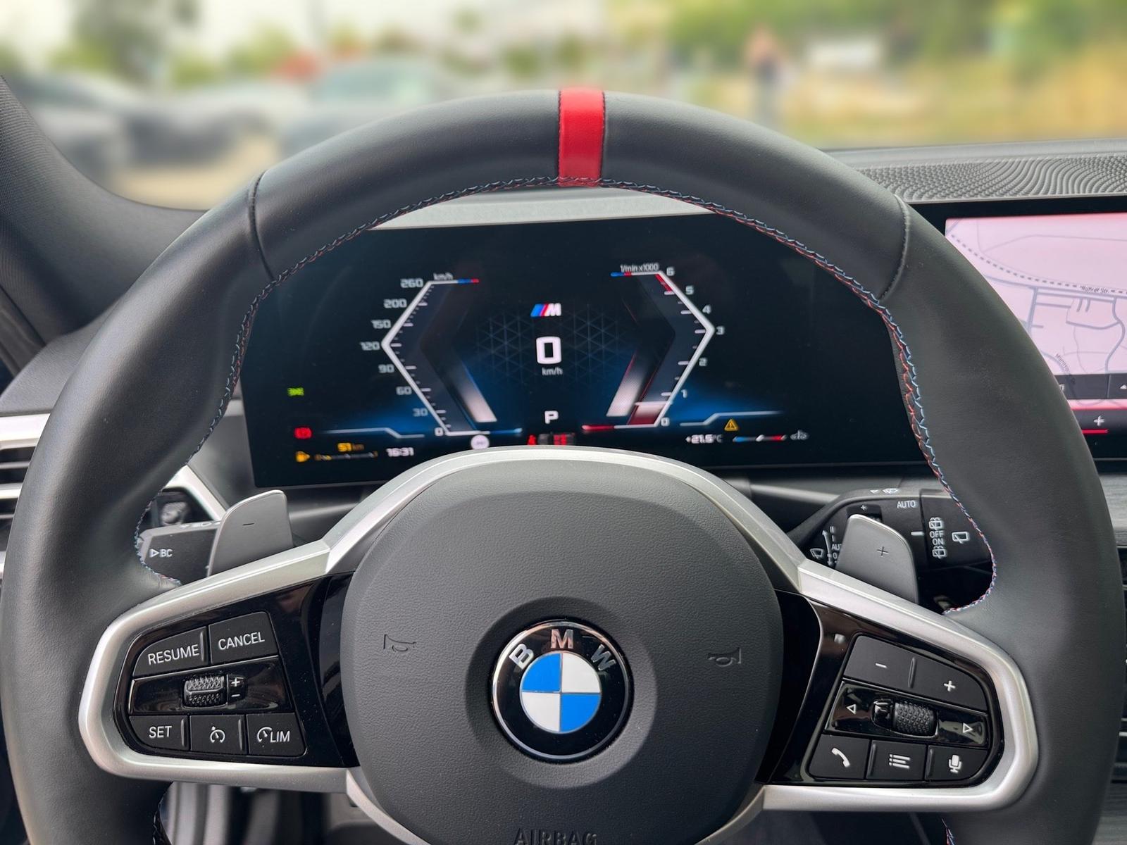 BMW M340d xDrive Touring; AHK, Pano, Komortzugang