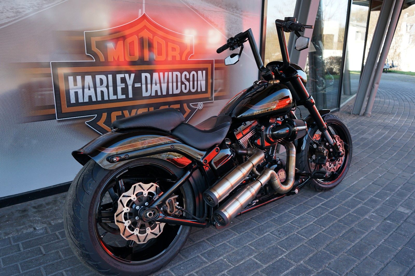 Fahrzeugabbildung Harley-Davidson Pro Street Breakout CVO FXSE Kess-Tech 110cui