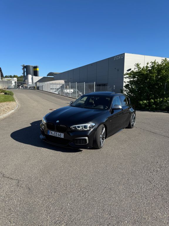 Image of BMW M140i