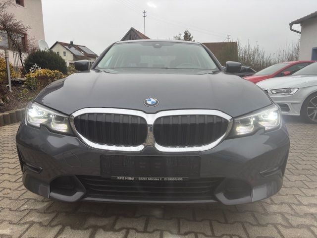 BMW 3 Lim. 320 i Sport Line,LED,SHZ,PDC,8fach