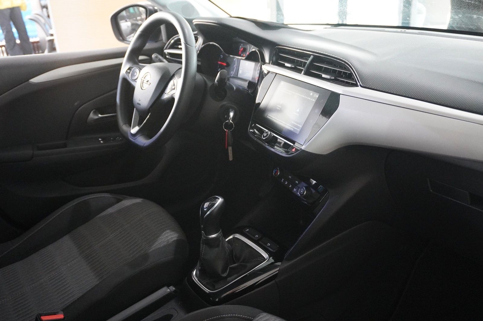 Fahrzeugabbildung Opel Corsa F 1.2 EDITION NAVI/KAMERA/TEMP./PDC/DAB+