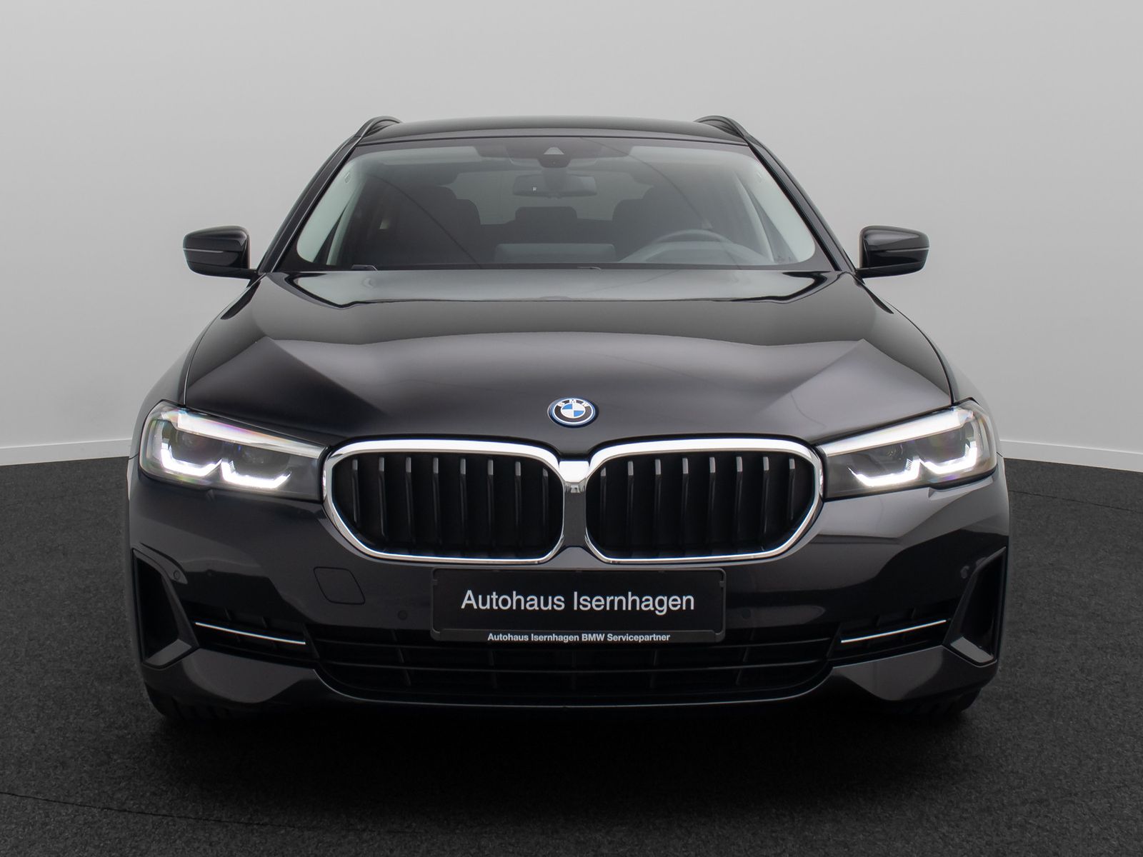 Fahrzeugabbildung BMW 530e Alarm AHK HUD DAB 4xKlima HiFi Leder Sport