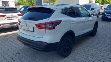 Nissan Qashqai N-Way + PanDach+AHK+Kamera+Navi+SHZ+WR