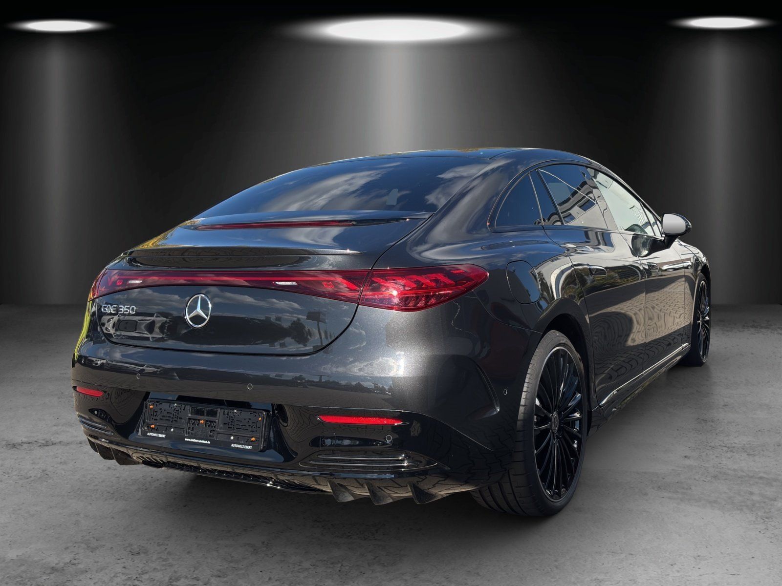 Fahrzeugabbildung Mercedes-Benz EQE 350 AMG Premium DISTRO Memo AIRMATIC 4,5°HAL