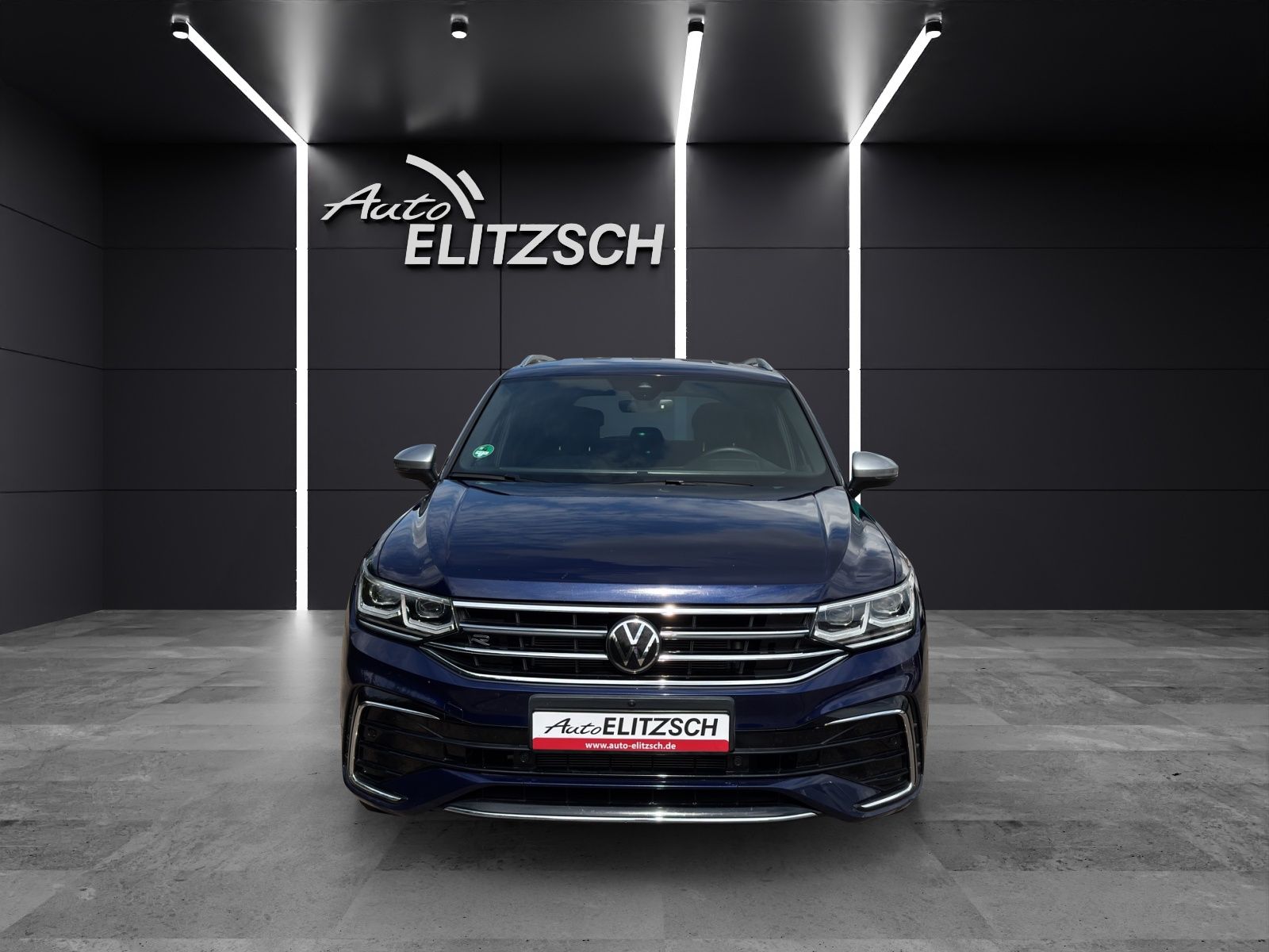 Fahrzeugabbildung Volkswagen Tiguan Allspace TDI R-Line 4M DSG MATRIX AHK RFK
