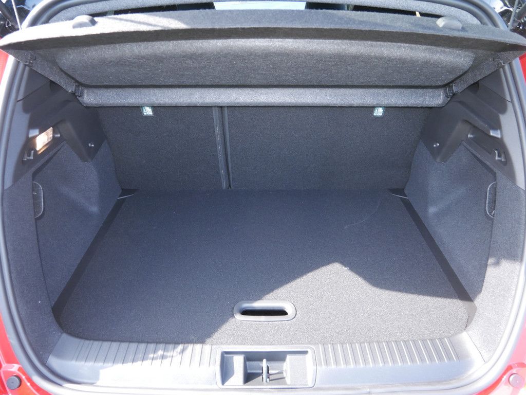 Fahrzeugabbildung Renault Captur Techno TCe 90 PDC SHZ KAMERA NAVI LED