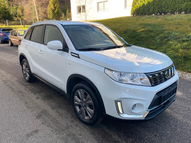 Suzuki Vitara 1.4 Comfort 4x4,SHZ,Klima,LED,Navi,ACC...