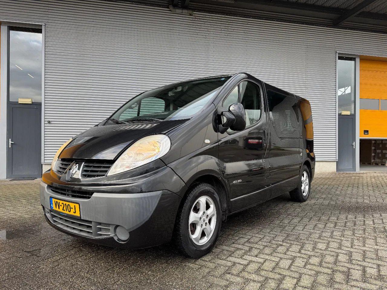 Renault Trafic 2.5 dCi T29 L1H1 150PK Aut. Rollstuhl Lif