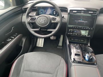 Fahrzeugabbildung Hyundai TUCSON 1.6 T-GDI PHEV AT 4WD N-LINE LED NAVI SD