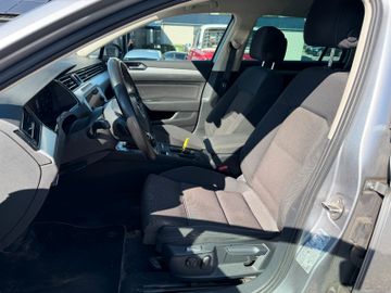 Volkswagen Passat Variant - 10