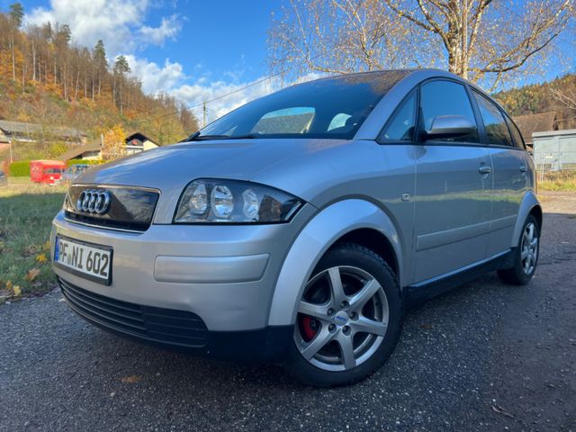 Audi A2 1.4 Klima Rückfahrkamera TÜV 07/2026