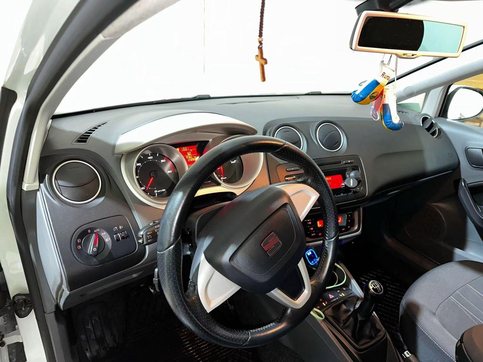 Seat Ibiza 2012 — engine 105 HP (77kW)