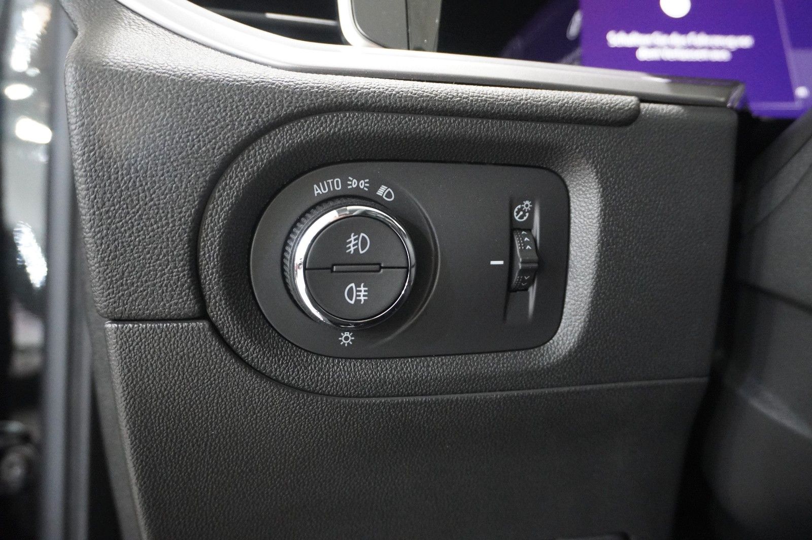 Fahrzeugabbildung Opel Grandland (X) 1.2T GS LINE NAVI/LED/KAMERA/SPORT