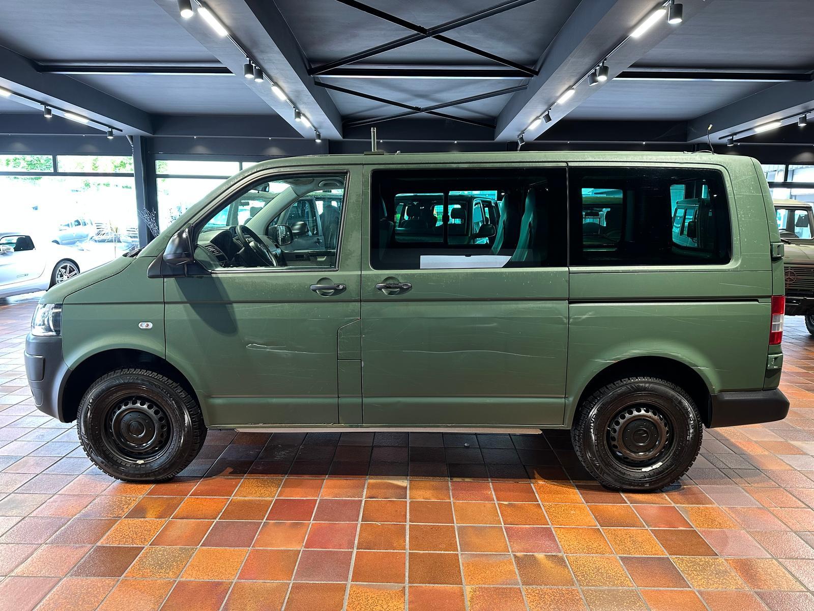 Volkswagen T5 WIDDER 4MOTION ROCKTON SEIKEL BUNDESWEHR OFFR