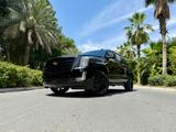 Cadillac ESV*PLATINIUM*CLEAN-CARFAX*HEADUP*TV*VOLL*7SITZE - Cadillac Escalade Benzin Gebrauchtwagen