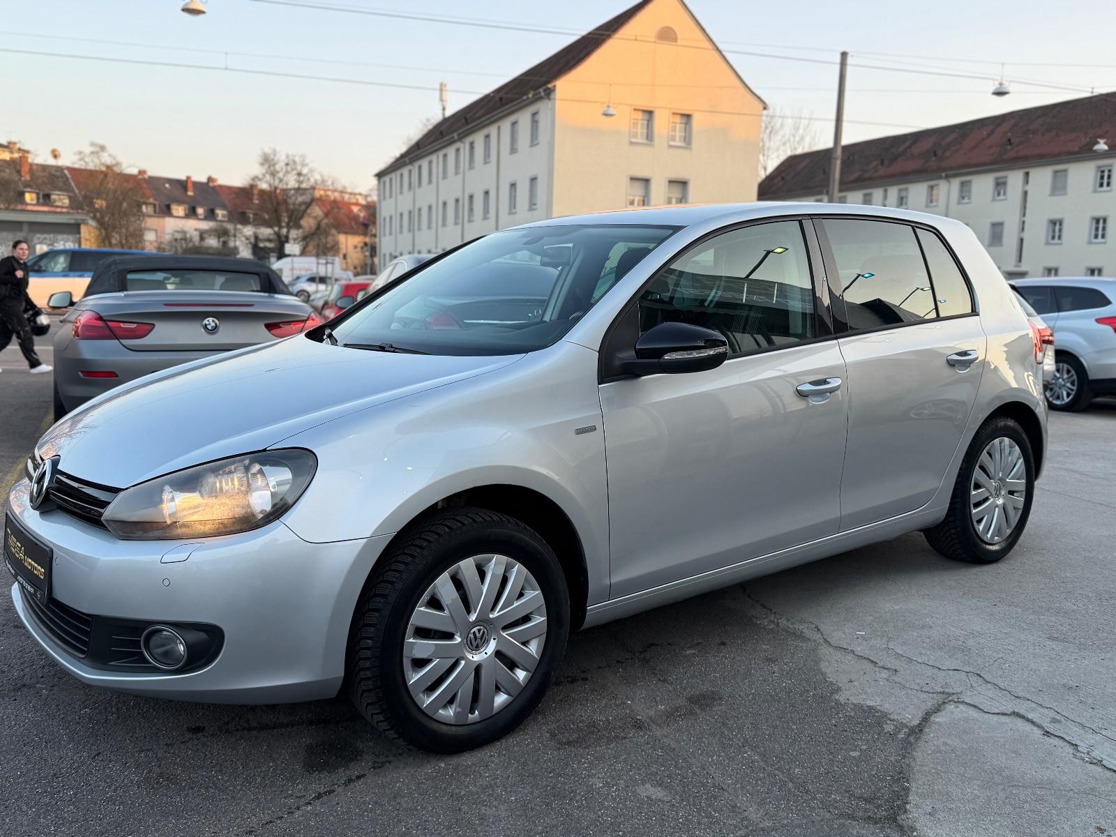 Volkswagen Golf VI Match LEDER SHZ PDC TEMPO ELKFENSTER