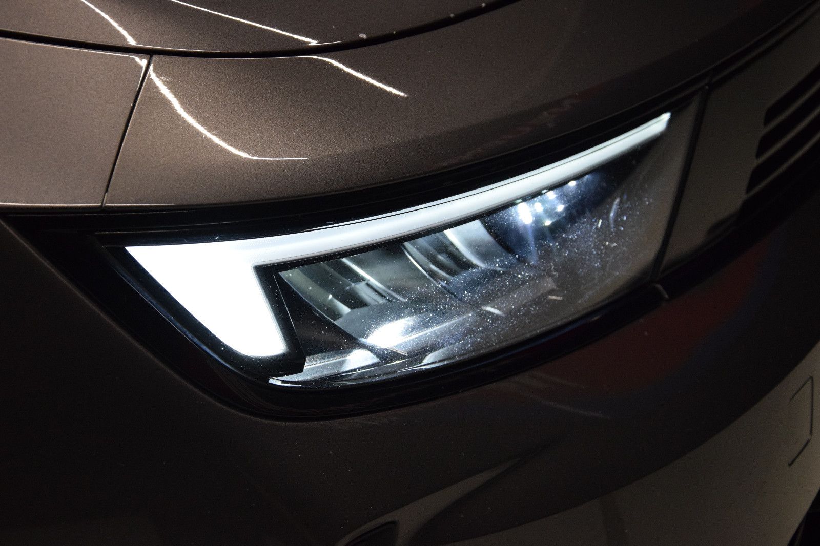 Fahrzeugabbildung Opel Astra L Sports Tourer Elegance AHK Navi Kamera