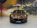 Ferrari California 4.3 V8 4-Sitzer - Ferrari California: Cabrio