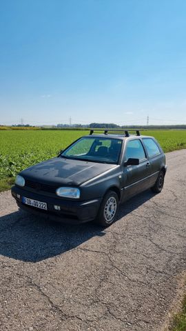 Volkswagen Golf 1.8 Standard