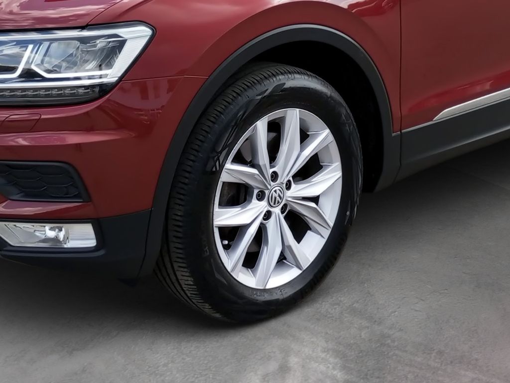 Fahrzeugabbildung Volkswagen Tiguan 2.0 TDI SCR 4Motion DSG Highline AHK