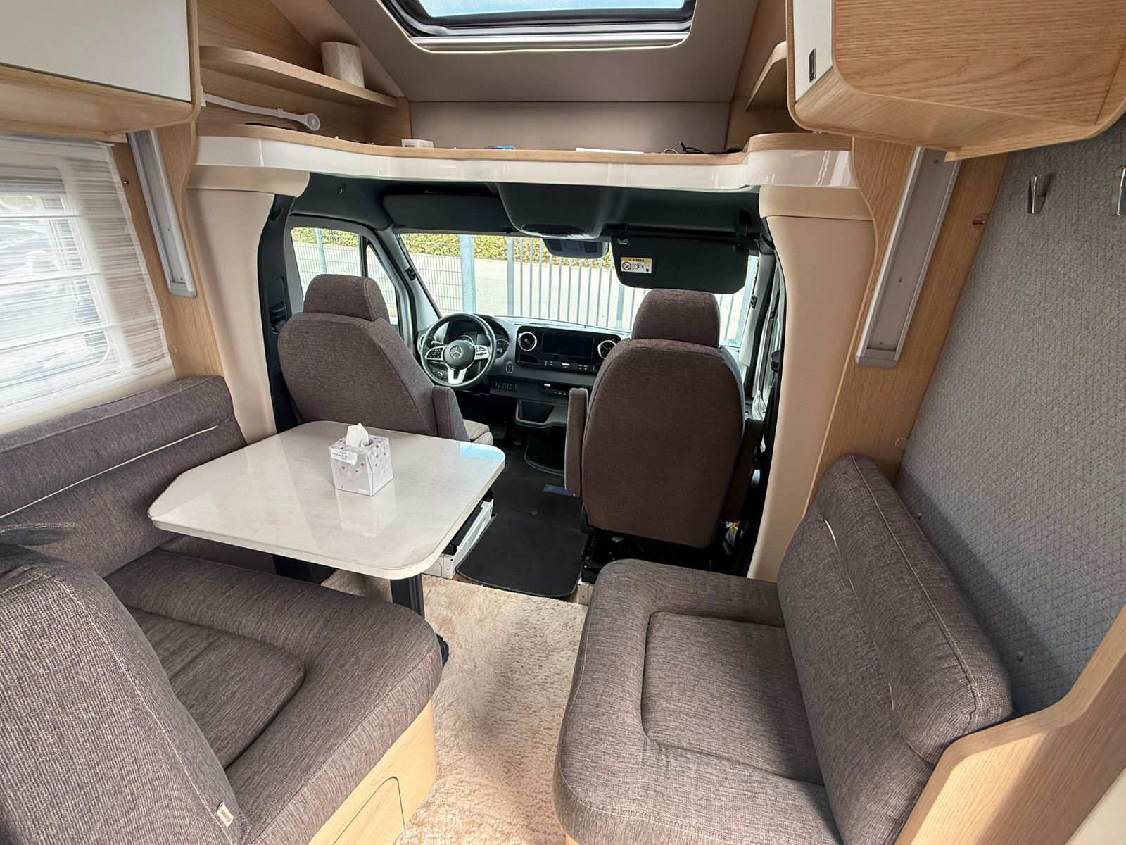 Fahrzeugabbildung HYMER / ERIBA / HYMERCAR BMC 550 T  White  Line