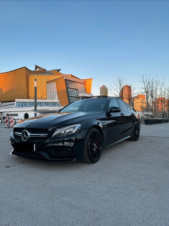 Image of Mercedes-Benz C 63 AMG