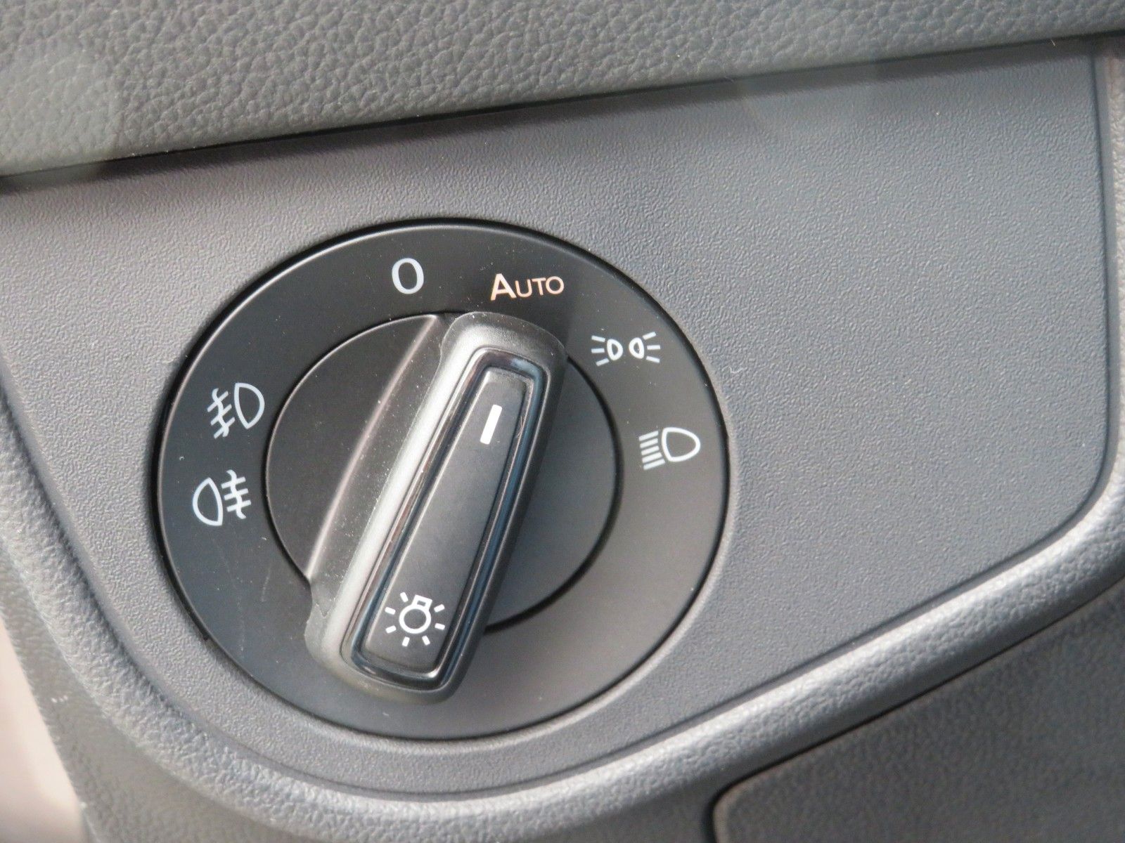 Fahrzeugabbildung Volkswagen Polo Comfort LED ACC NACI SITZH. PDC KAMERA 1.H